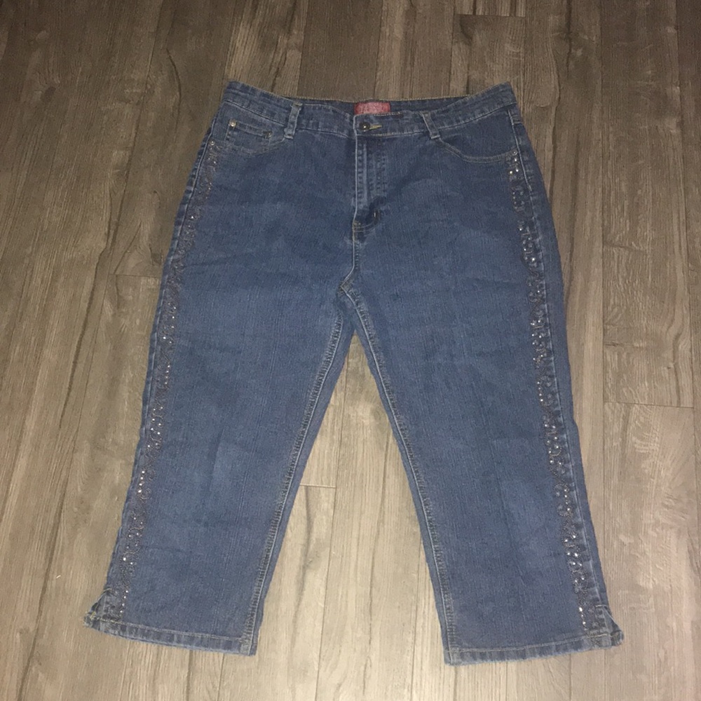 Cos jeans,women’s Capri blue jeans.size 16.